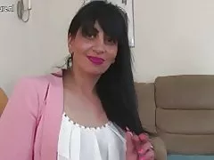 Arabské zralé máma z Velké Británie s hlad pochvy