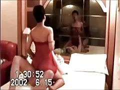 Korejský milf podvádí manžela s bílým klukem