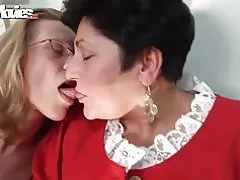 Zábavné filmy lesby Nadržená babička